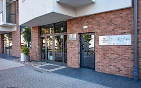 Euro Apartments New Gardens Comfort
